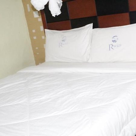 Rwizi View Hotel Mbarara Extérieur photo