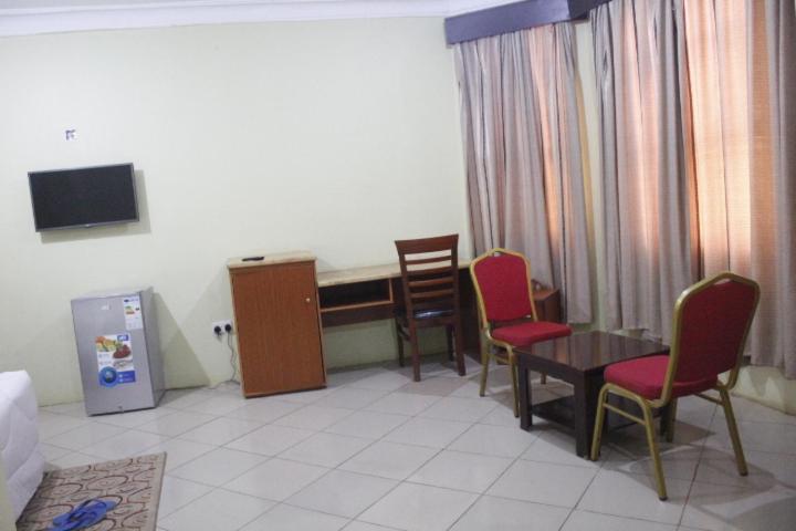 Rwizi View Hotel Mbarara Extérieur photo