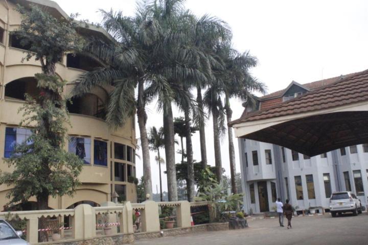 Rwizi View Hotel Mbarara Extérieur photo